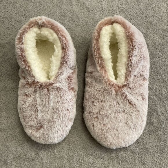 NWOT Lemon Women's S/M Faux Fur Slippers Pink Soft Plush Lining - Picture 5 of 8